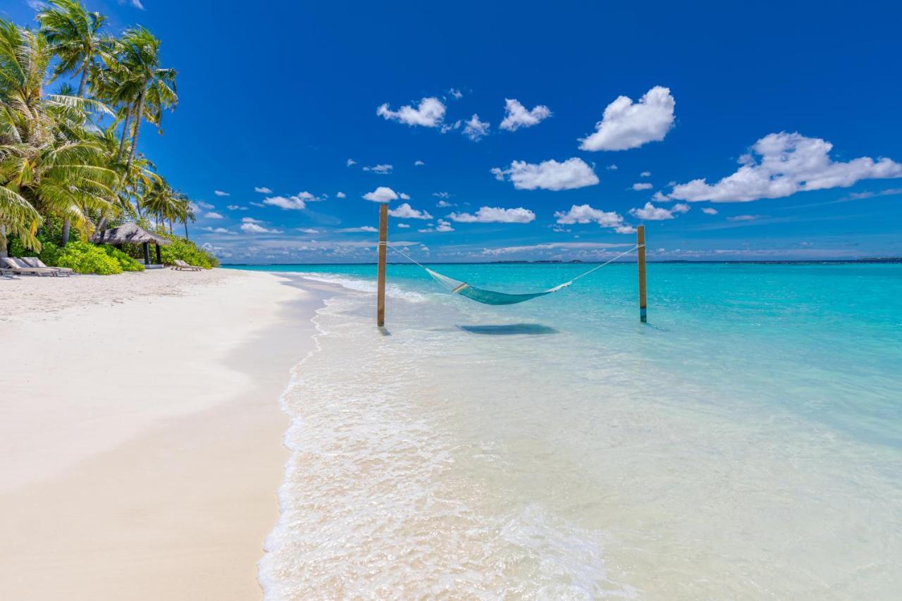 Sun Siyam Iru Fushi: Luxury Maldives Escape with Discounted Seaplane Transfer Hotel Iru Fushi Island Exterior photo